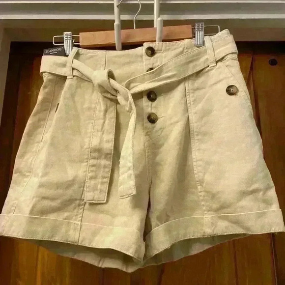 Blanknyc Twill Paperbag Shorts Ivory Sz 31 Far Away NWT - Picture 4 of 8